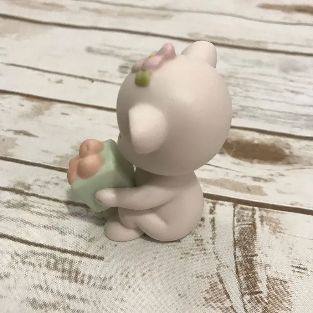 Precious Moments Oinky Birthday‎ Pig Figurine